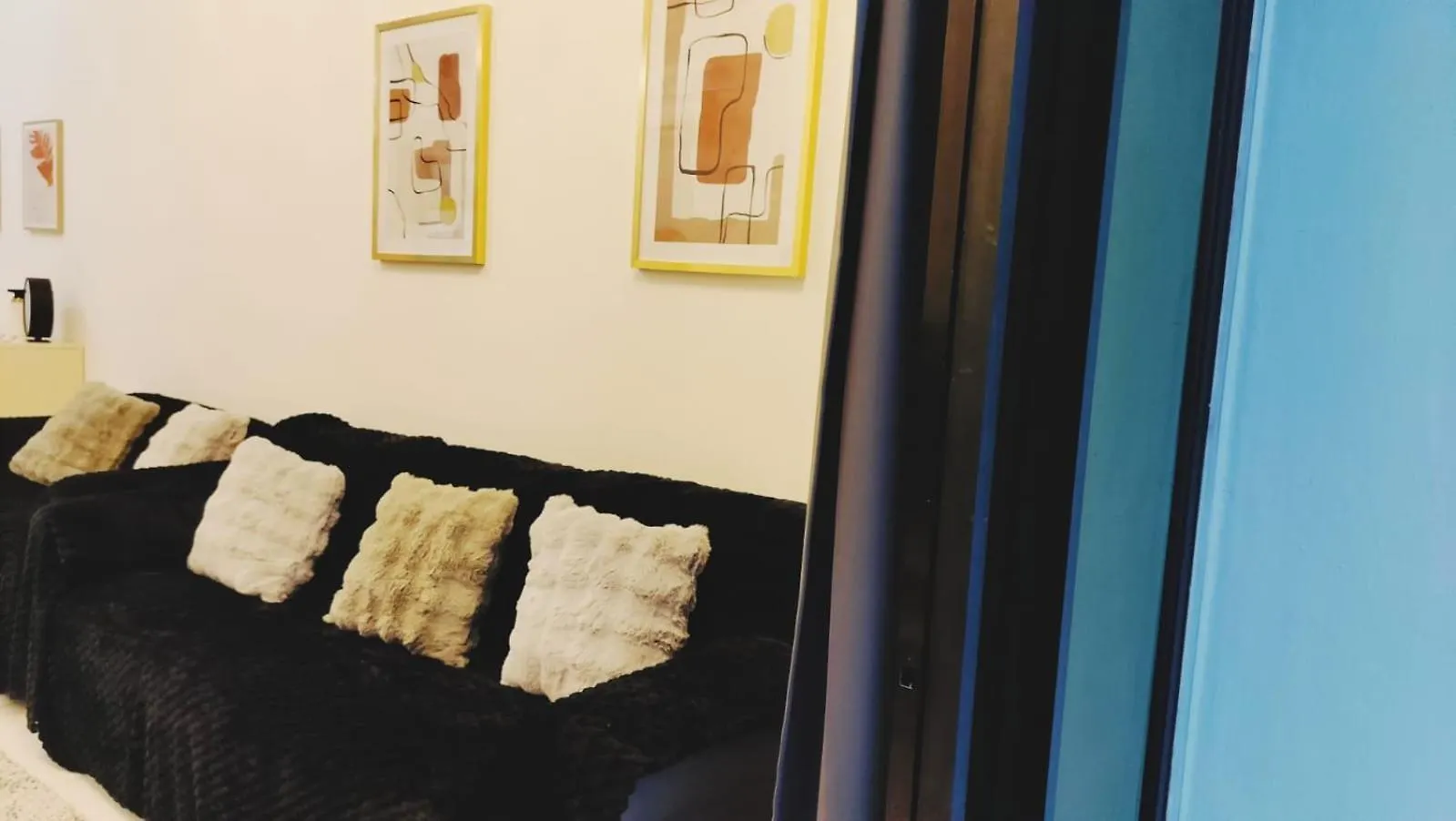 Up To 6 Pax, Next To Paradigm Mall Jb With Big Patio & Pool Access Johor Bahru Apartamento