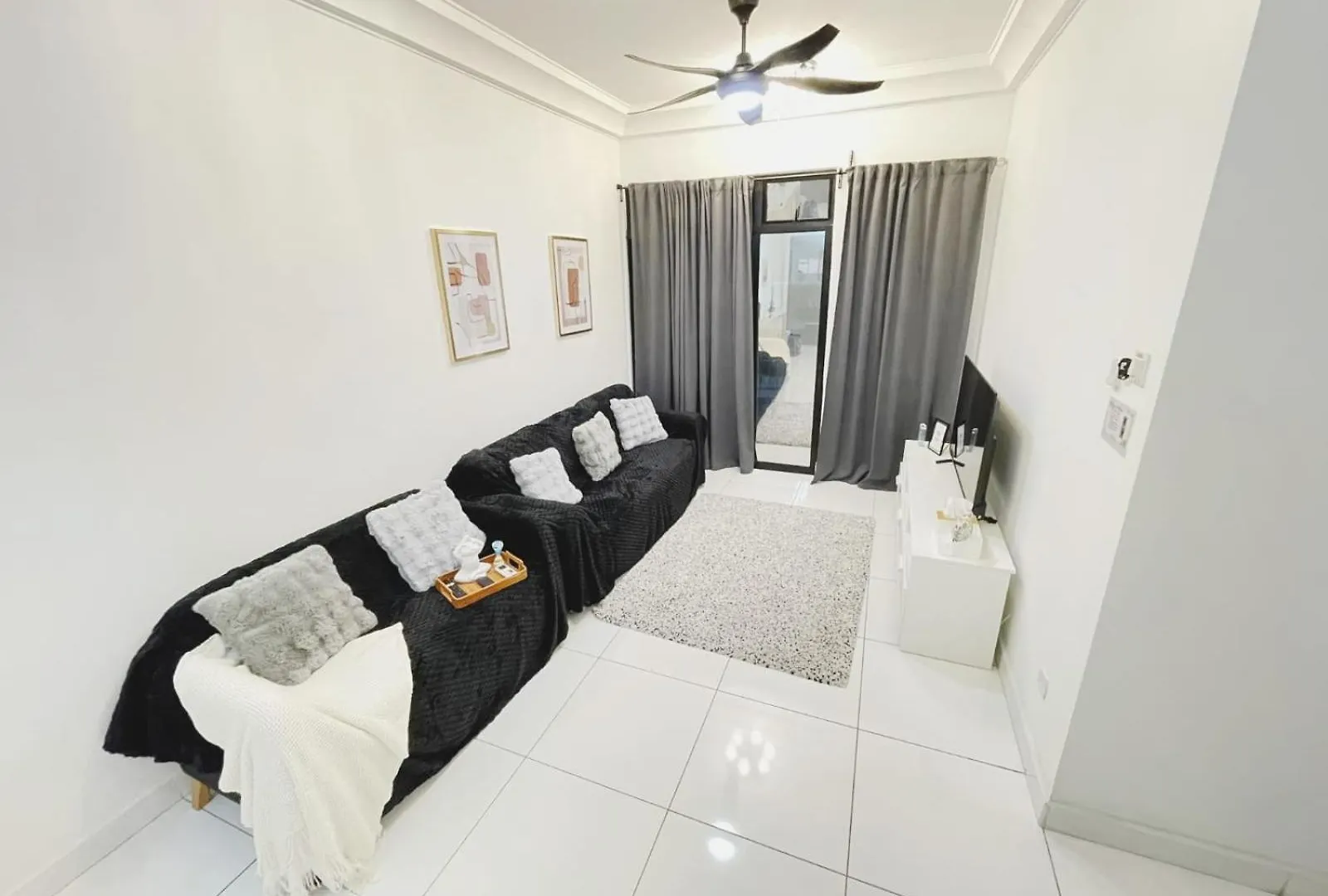 Up To 6 Pax, Next To Paradigm Mall Jb With Big Patio & Pool Access Johor Bahru Apartamento