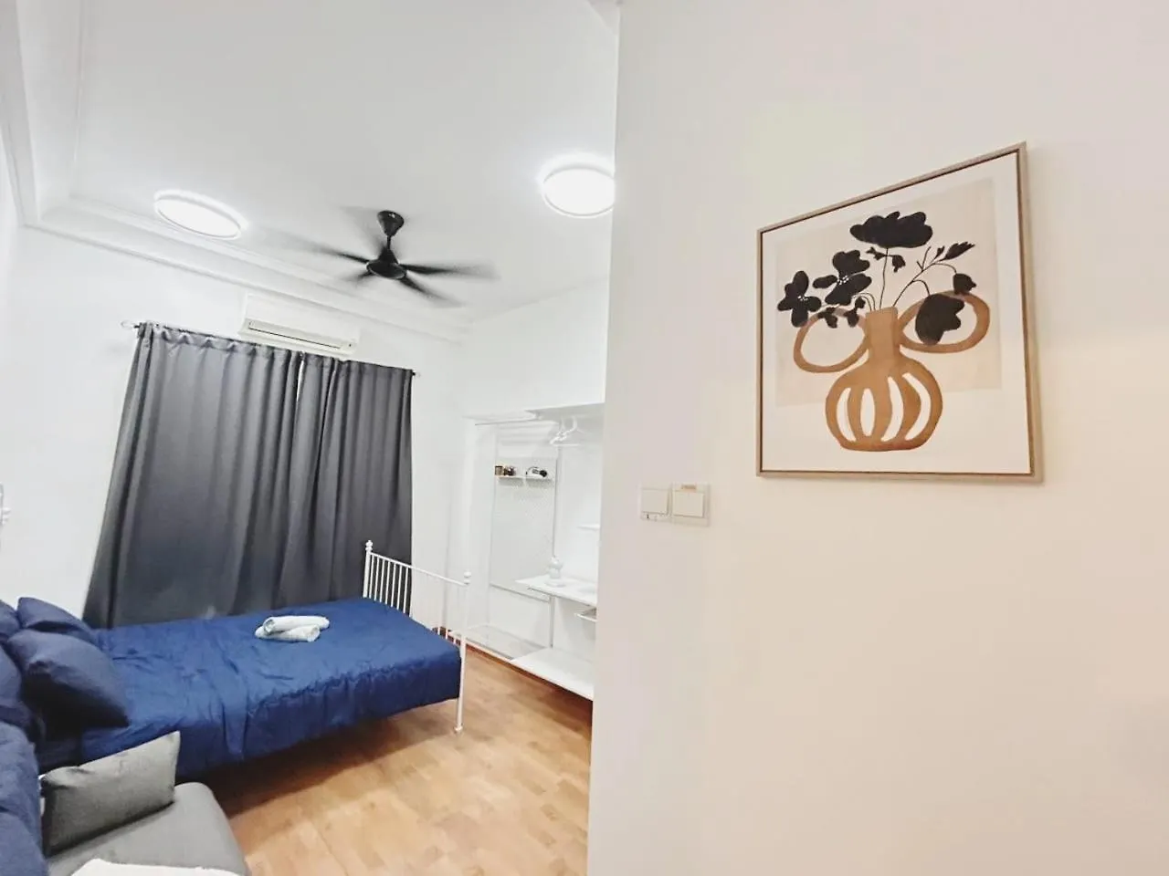Apartment Up To 6 Pax, Next To Paradigm Mall Jb With Big Patio & Pool Access Johor Bahru