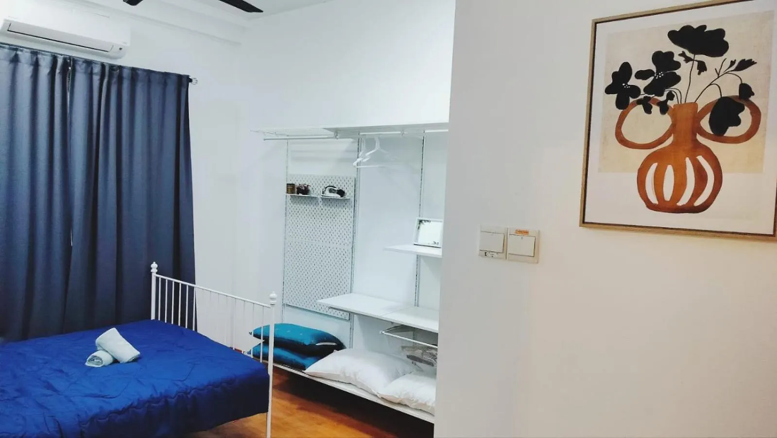 Up To 6 Pax, Next To Paradigm Mall Jb With Big Patio & Pool Access Johor Bahru Apartment