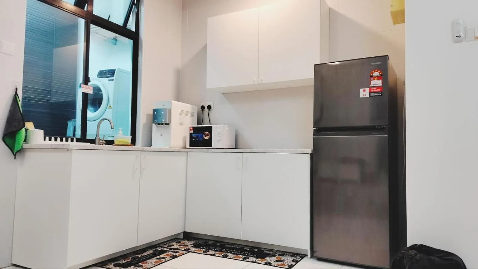 Up To 6 Pax, Next To Paradigm Mall Jb With Big Patio & Pool Access Johor Bahru 0*,